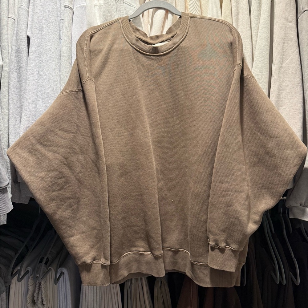 Elwood Crewneck